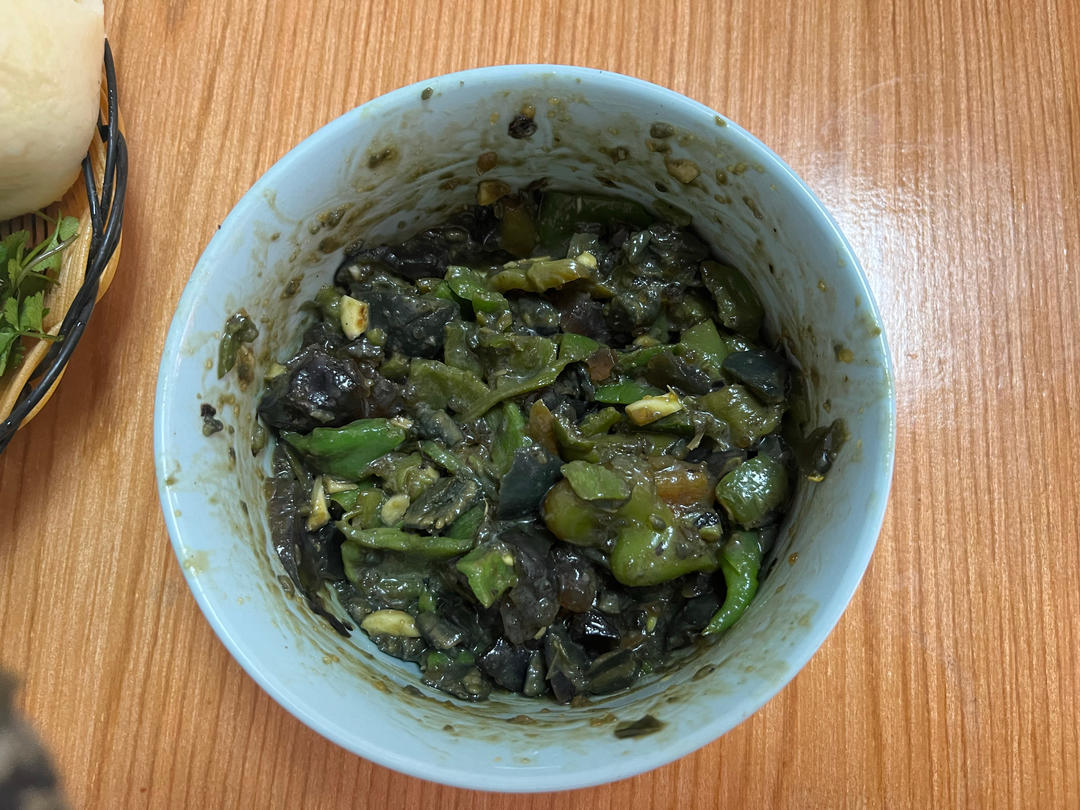 【正宗湘菜】擂辣椒皮蛋