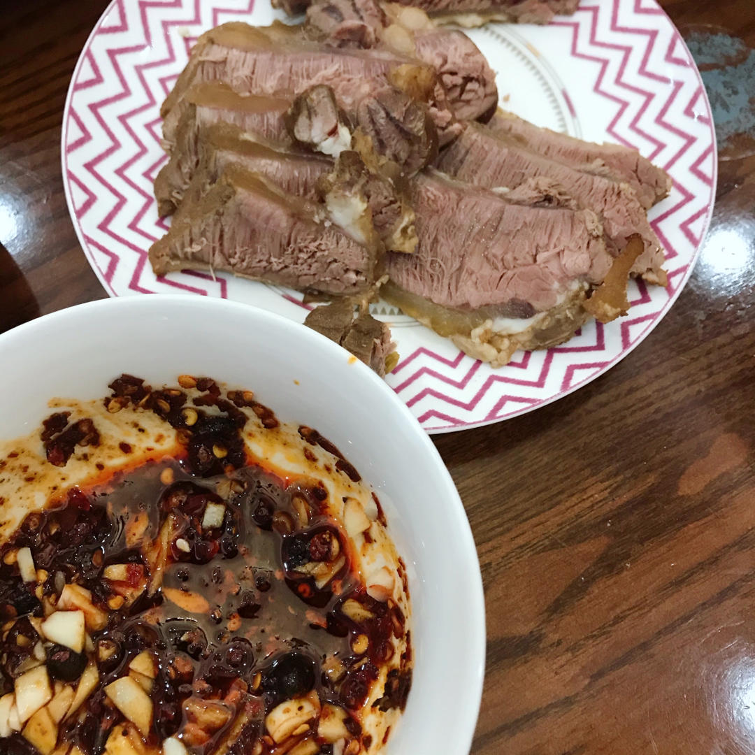 隔壁小孩馋哭了的卤牛肉