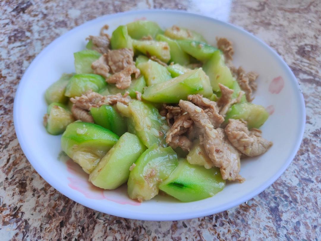家常丝瓜炒肉