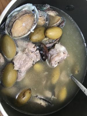 鲍鱼橄榄瘦肉汤的做法 步骤5