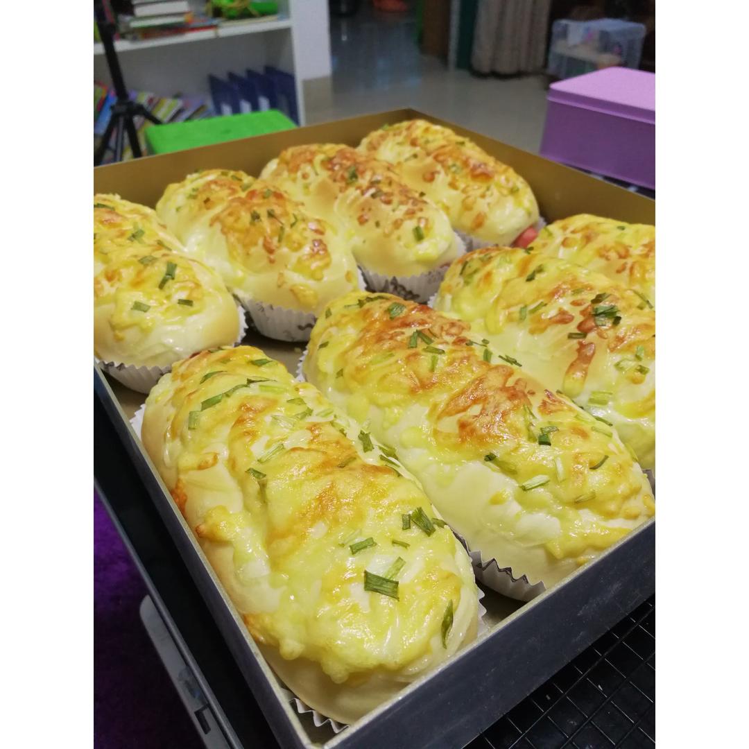 超软牛奶甜面包