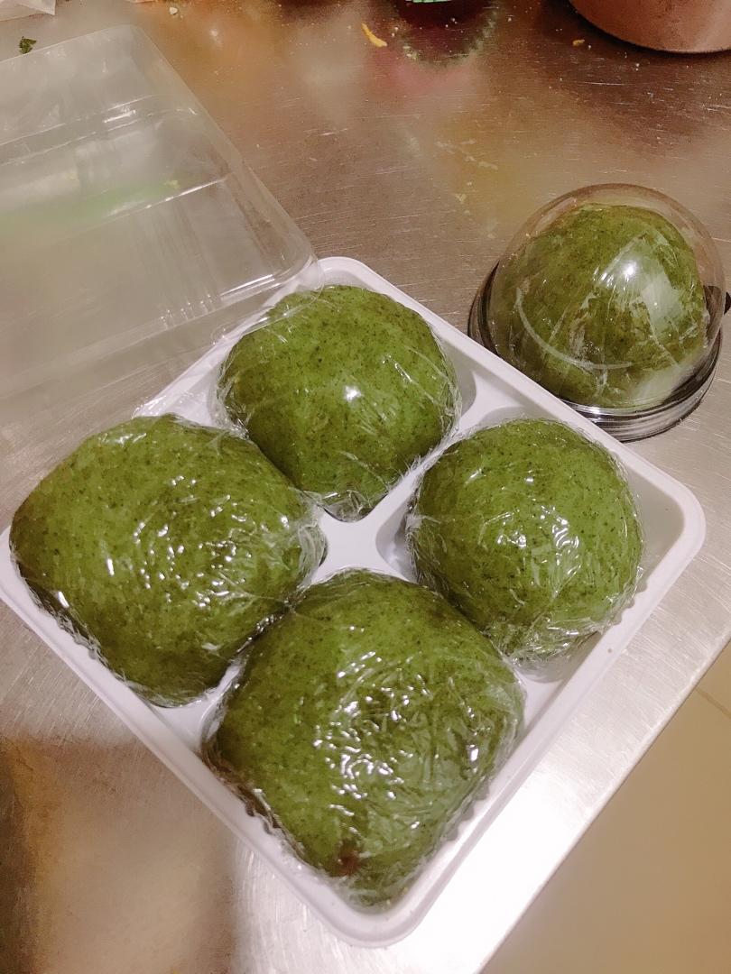 咸蛋黄肉松青团（艾糍）