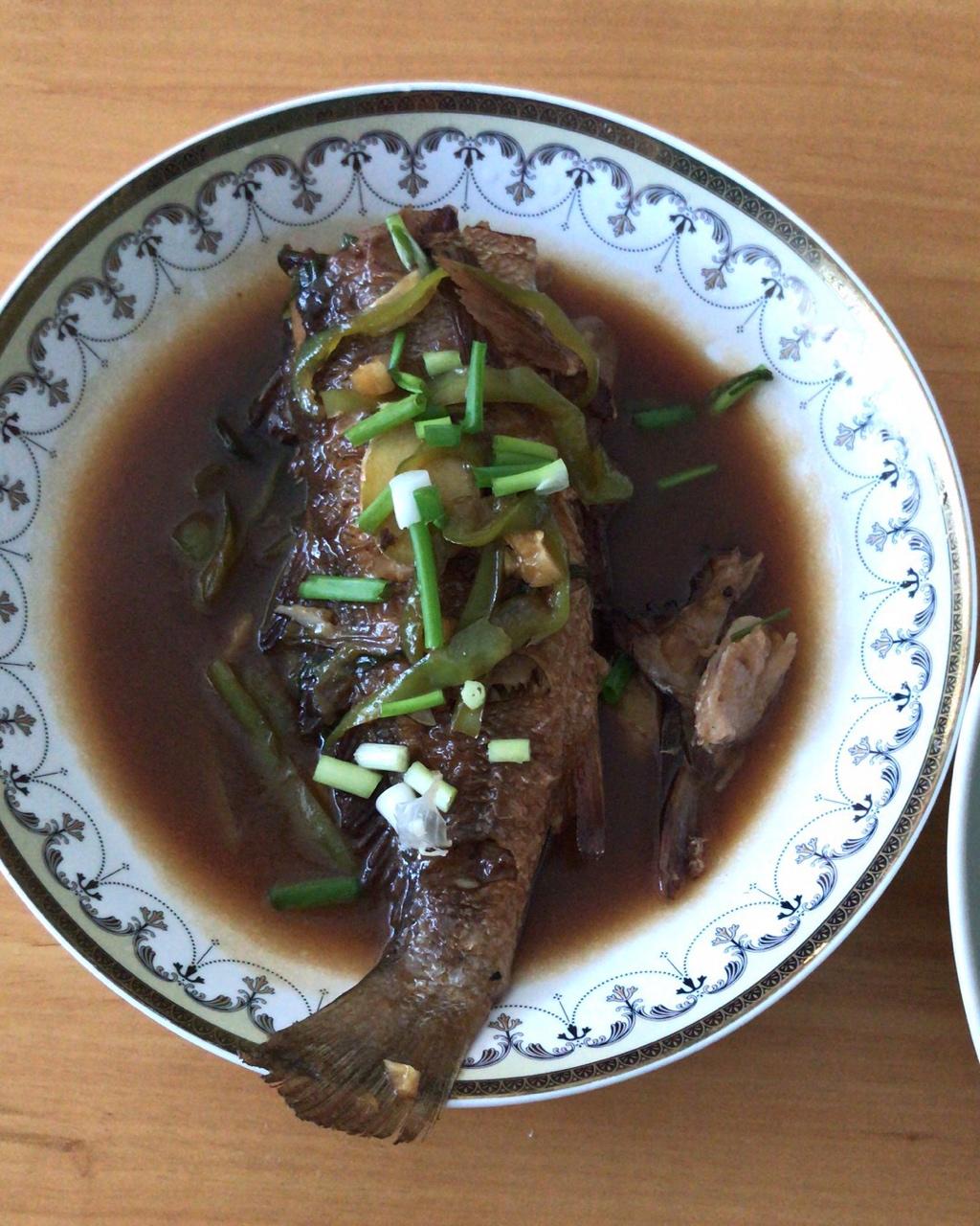 红烧黄鱼—鱼皮不破的小窍门