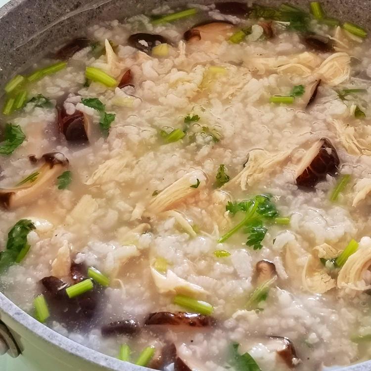 香菇鸡肉粥