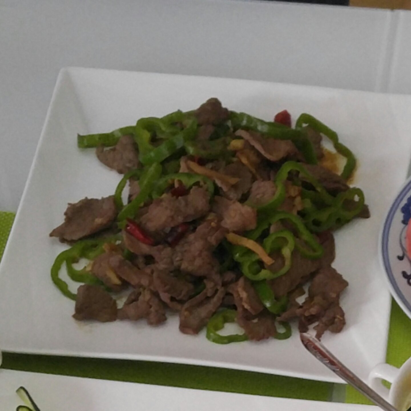 小炒牛肉