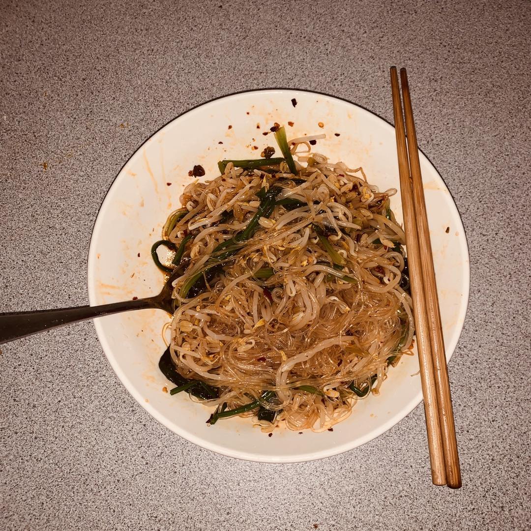 豆芽菠菜拌粉丝