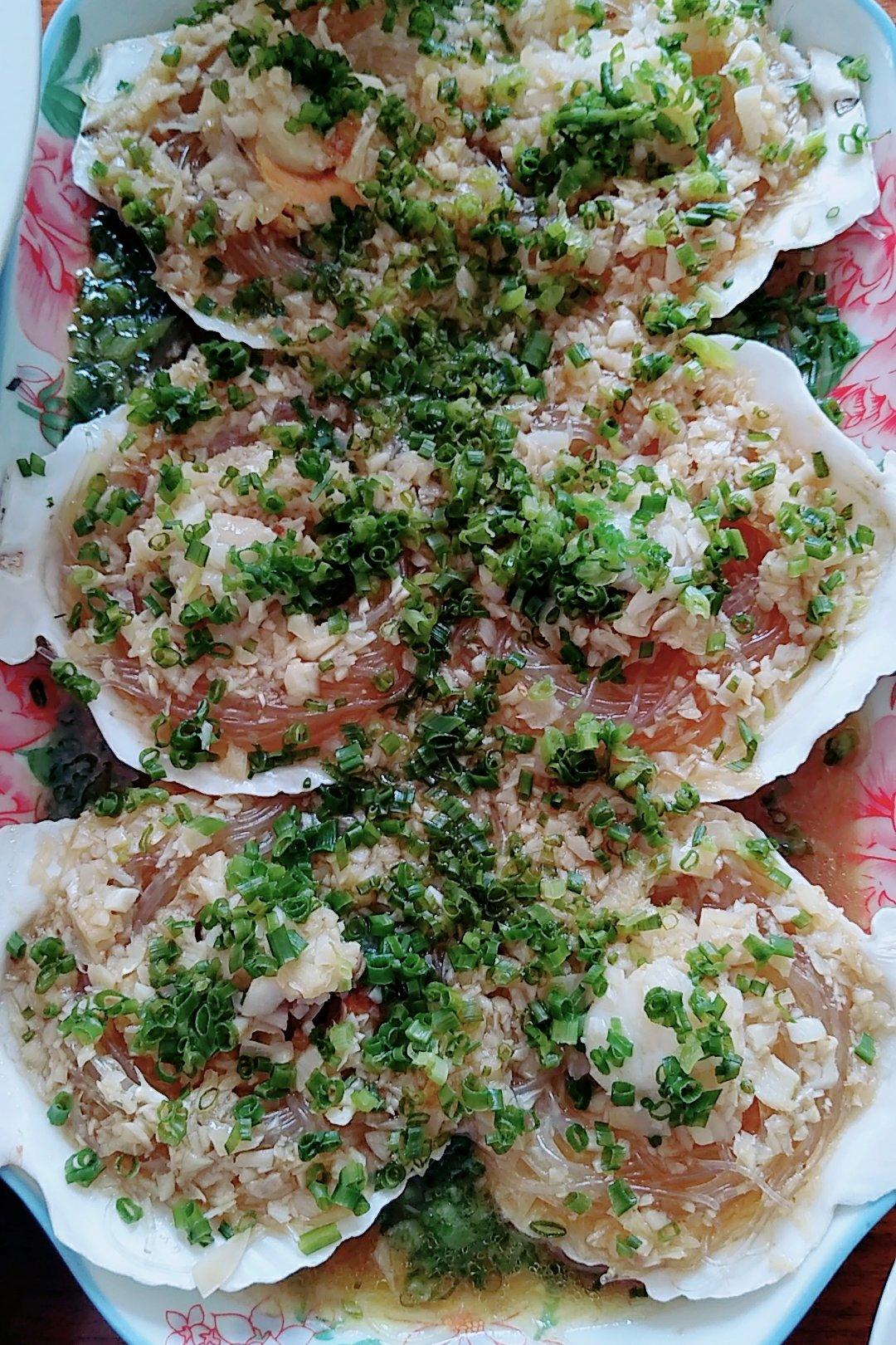 蒜蓉粉丝蒸扇贝