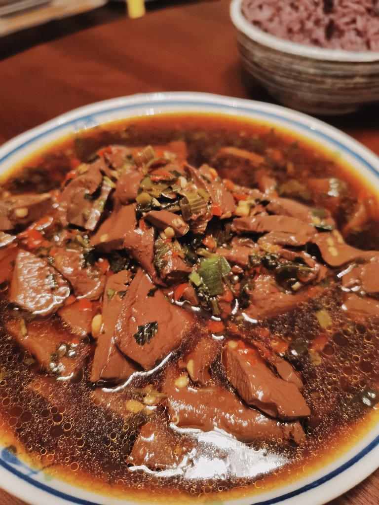 大蒜炒血豆腐