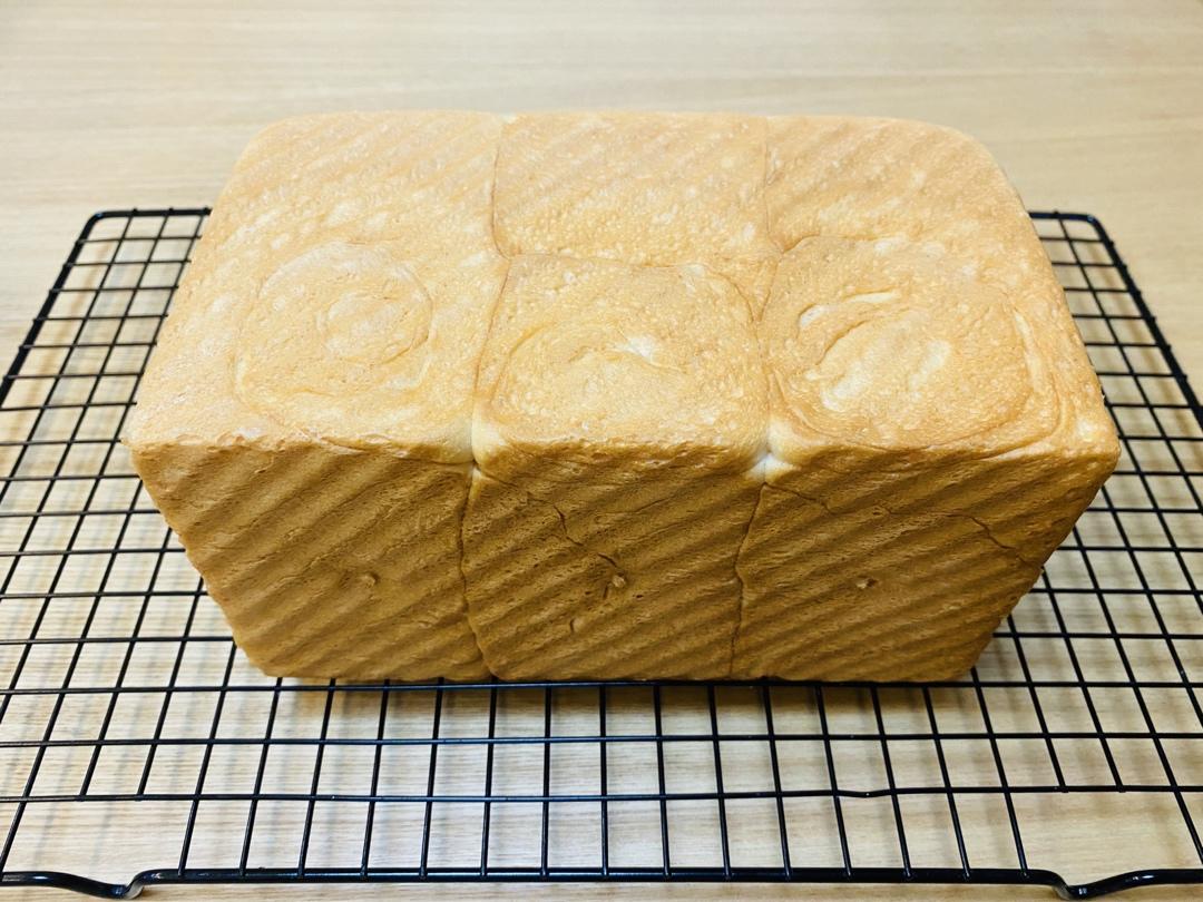 吐司，奶香手撕面包，超级香浓