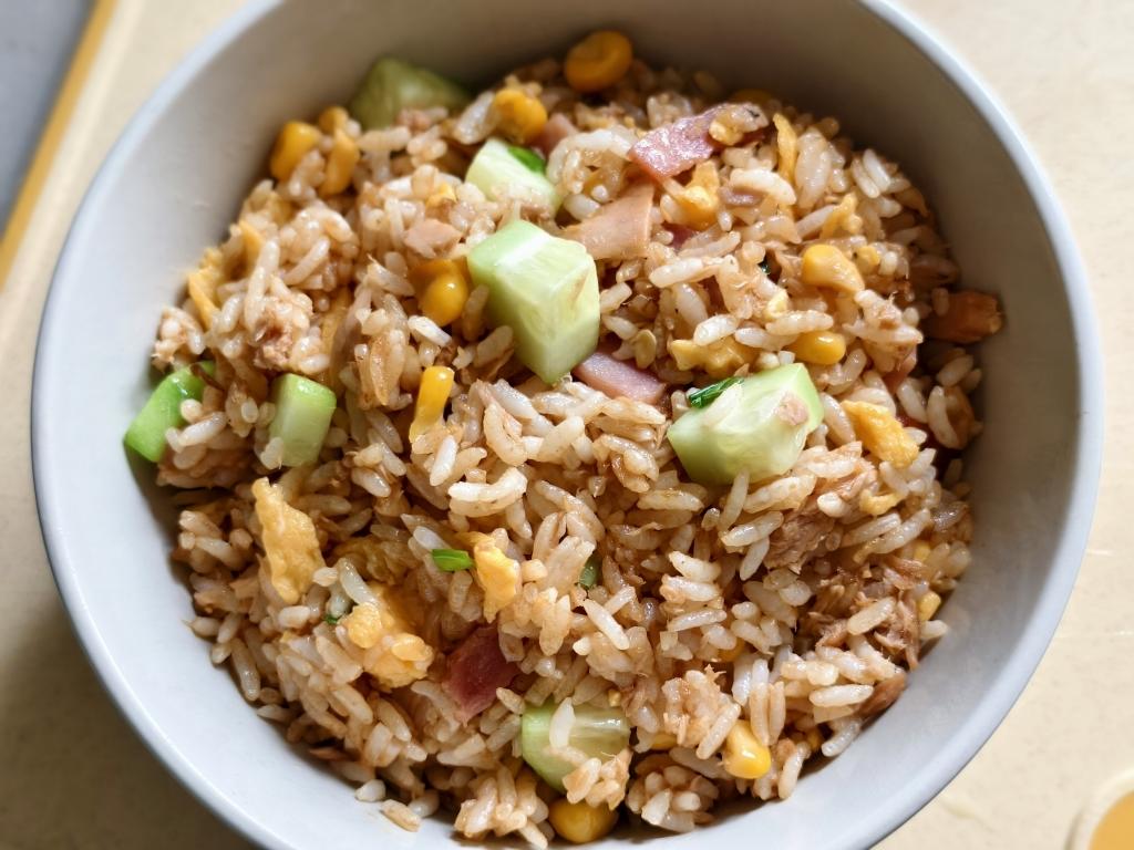 超级好吃！简单零失败的秘制蛋炒饭