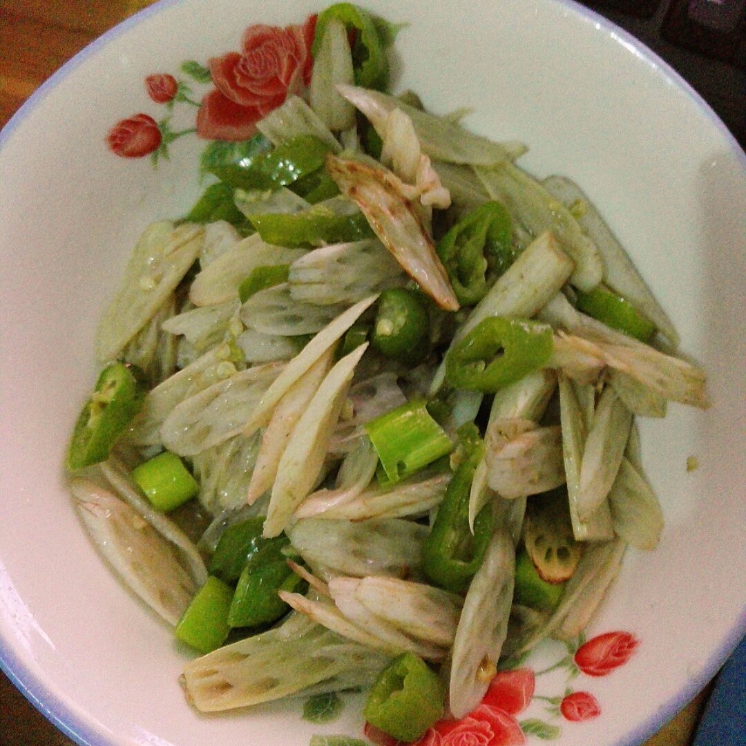 辣炒藕尖