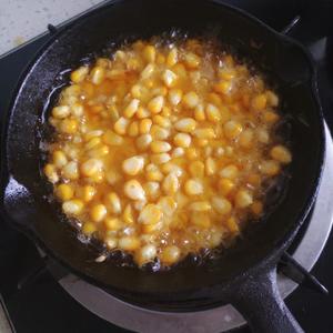 玉米烙[外脆里嫩、香甜可口]的做法 步骤5