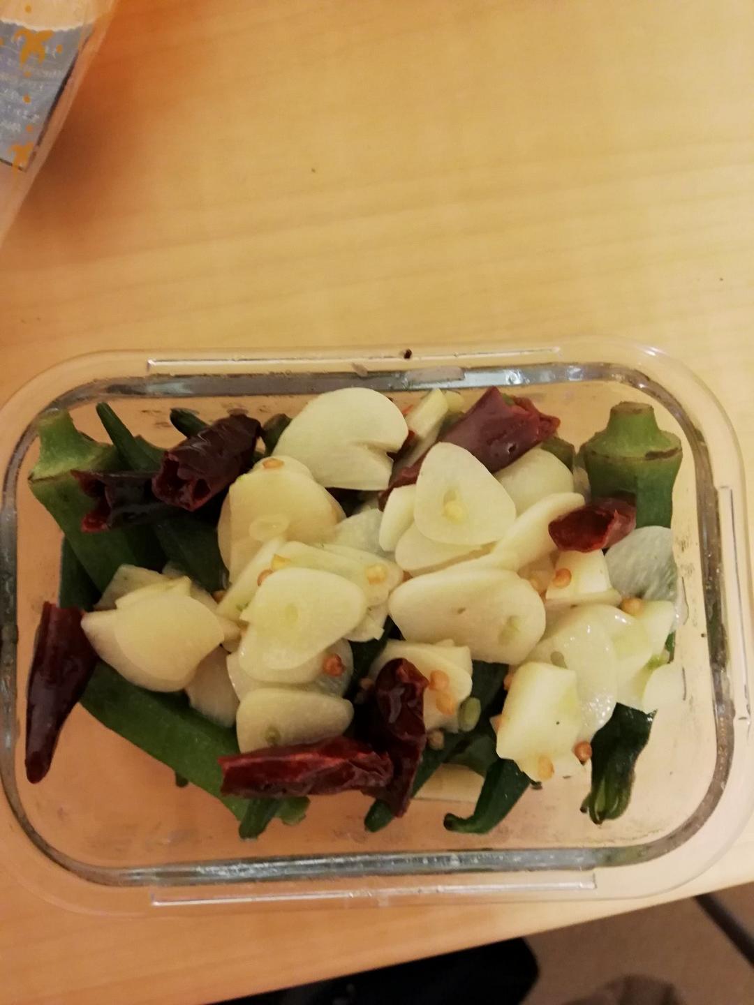 蒜香秋葵