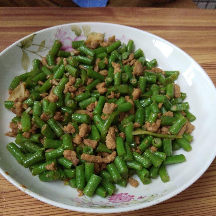 肉沫豆角下饭菜