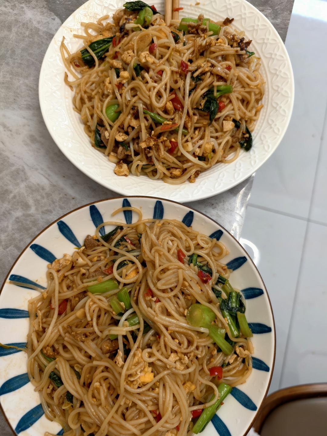 一口入魂的江西宜春炒米粉，让你欲罢不能