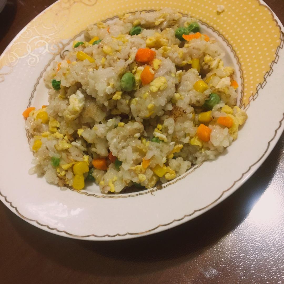 家常蛋炒饭