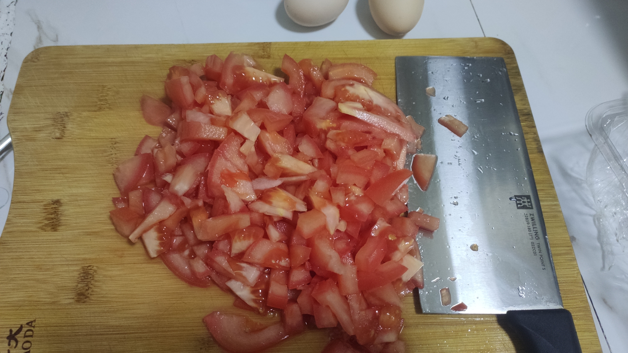 番茄鸡蛋粉的做法 步骤2