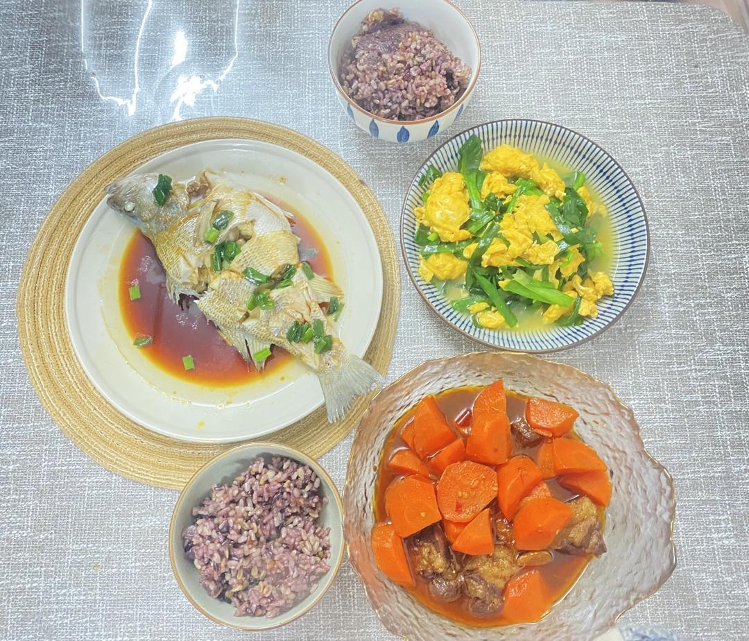 清蒸鲈鱼