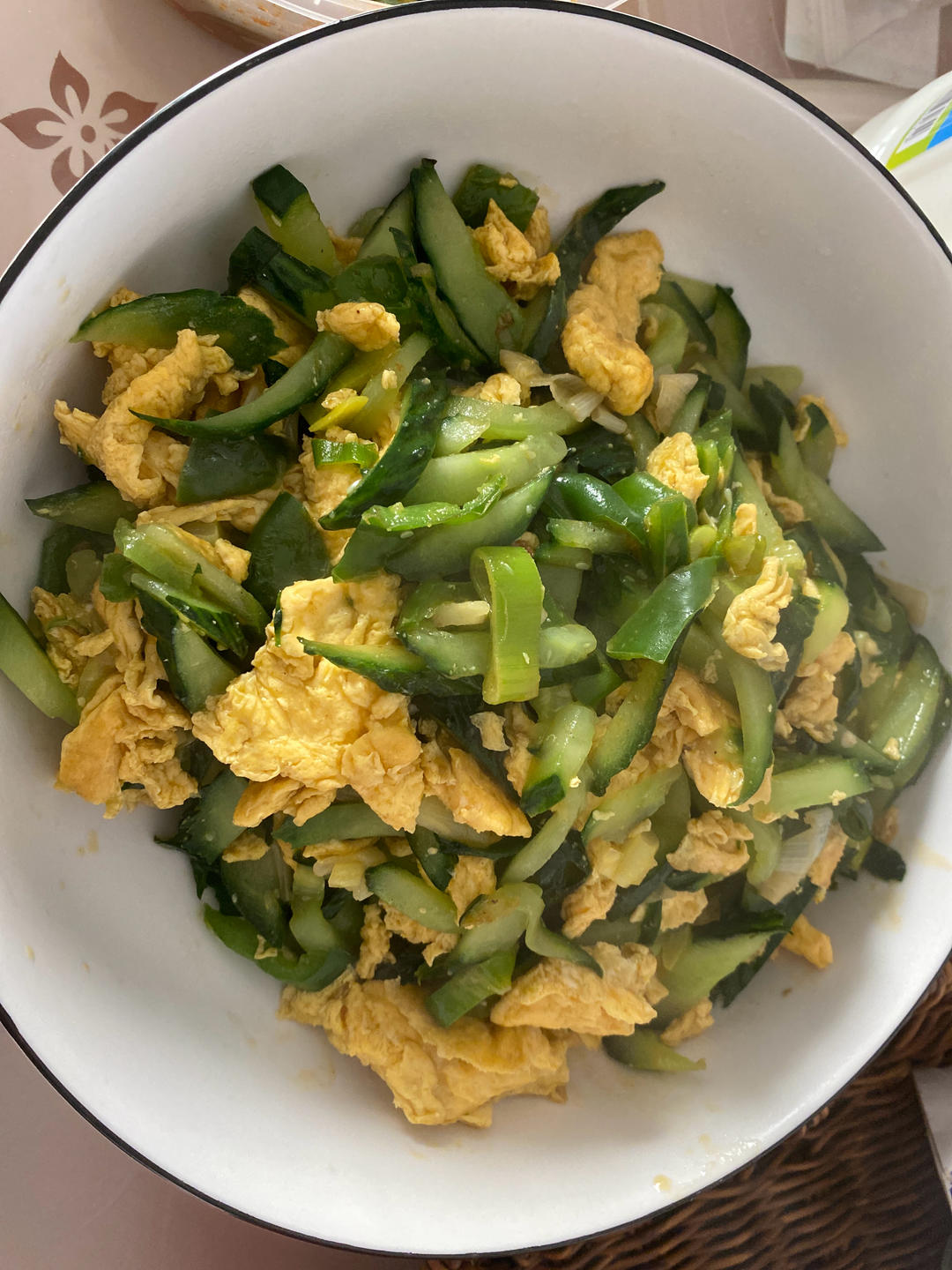黄瓜炒鸡蛋 （青瓜炒鸡蛋）