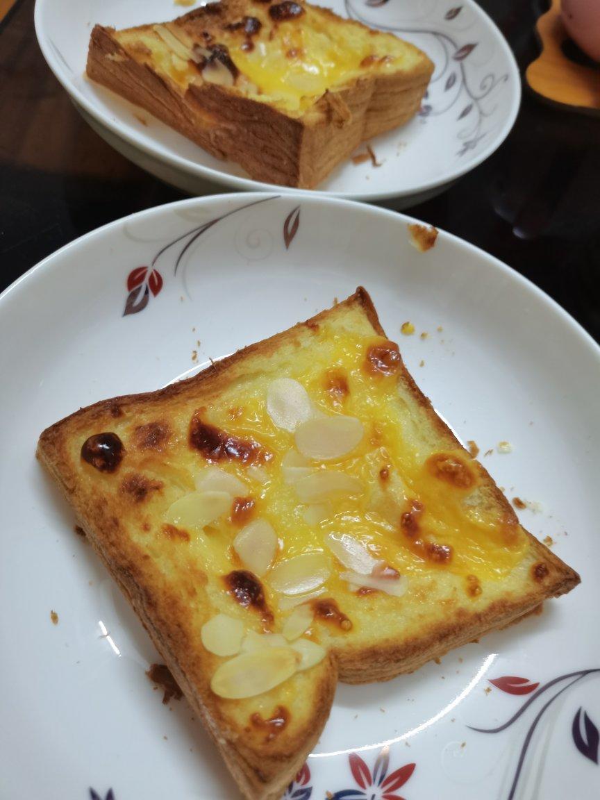 大兰的早餐桌