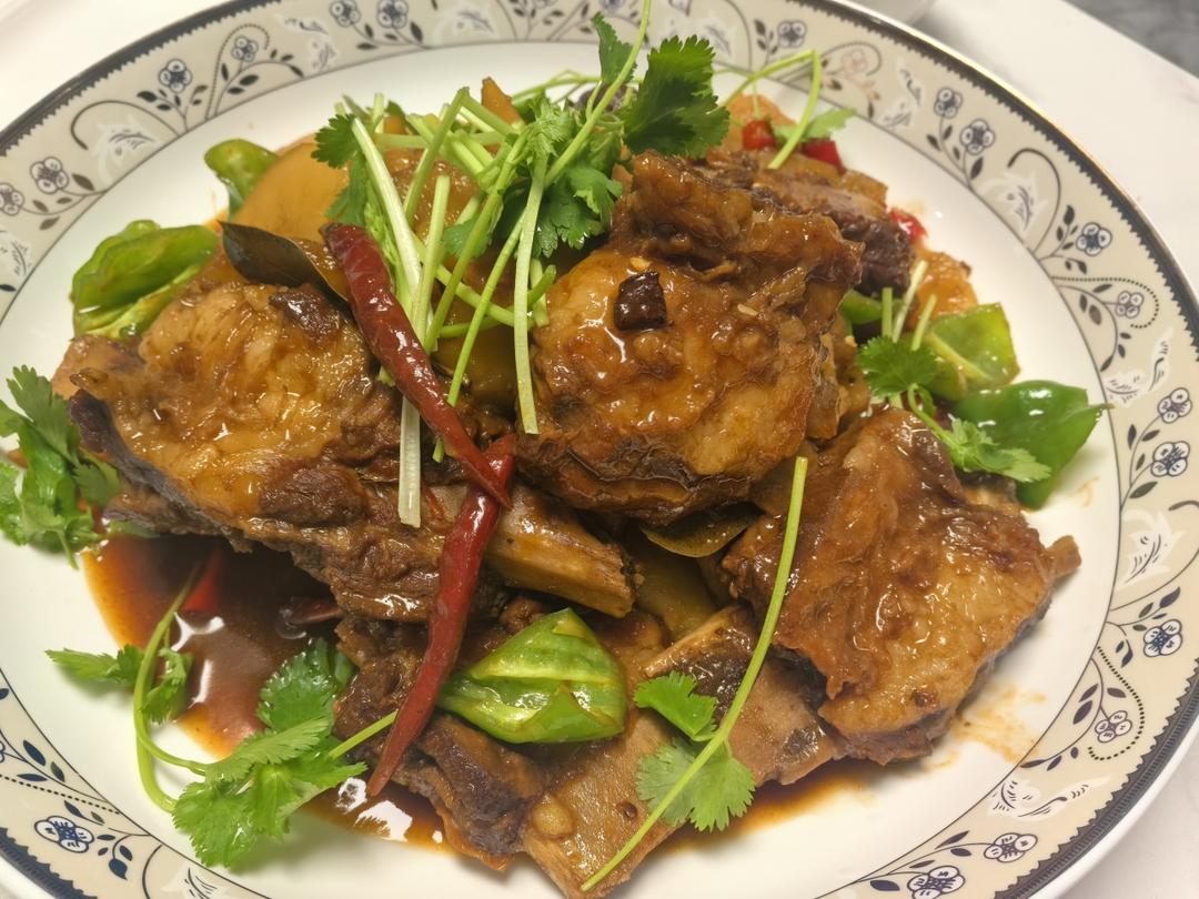 家常红烧牛排骨