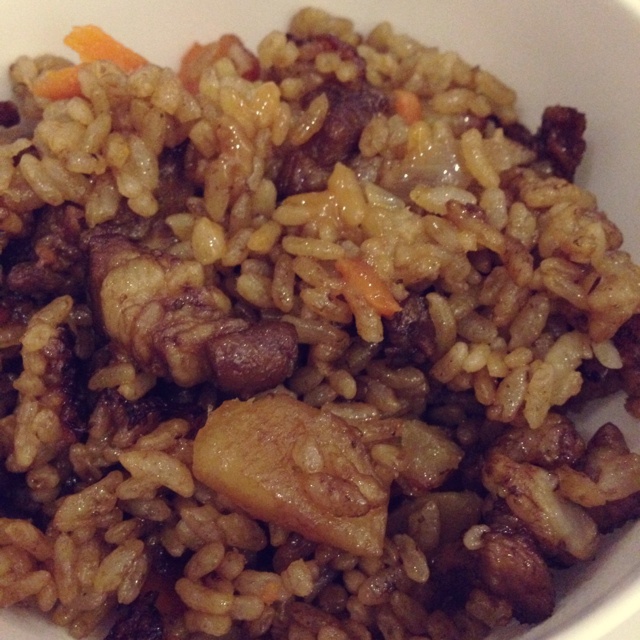 喷香羊肉焖饭