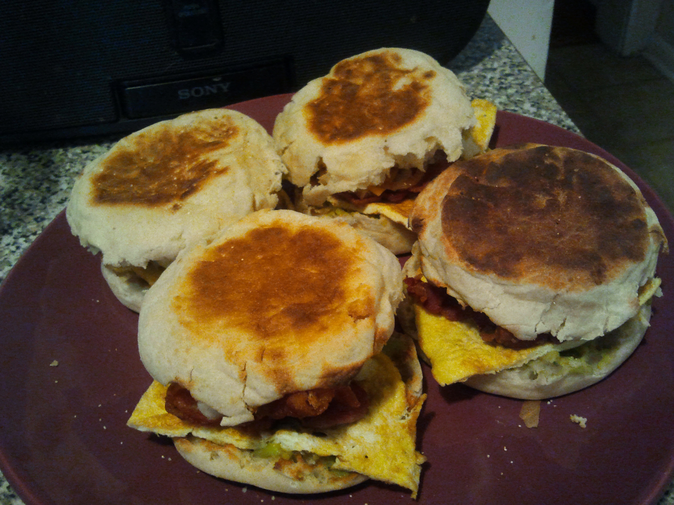 英式玛芬土豆泥培根三明治