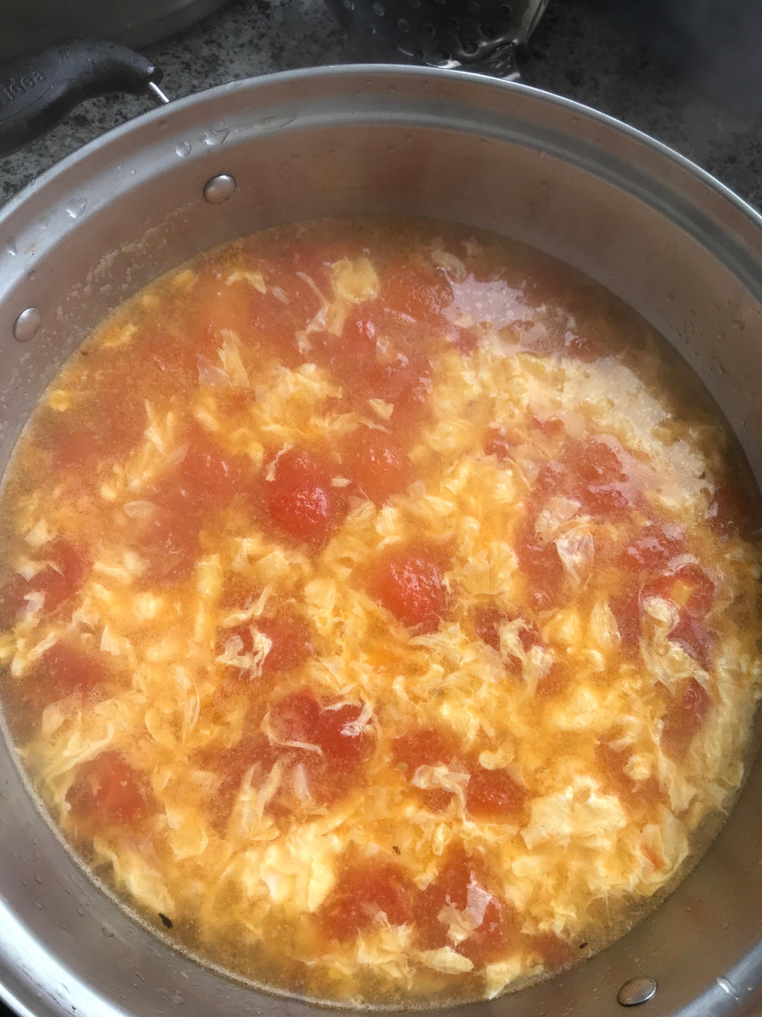 【跟我做不会错】简单又好喝的西红柿鸡蛋汤，家常又营养哦