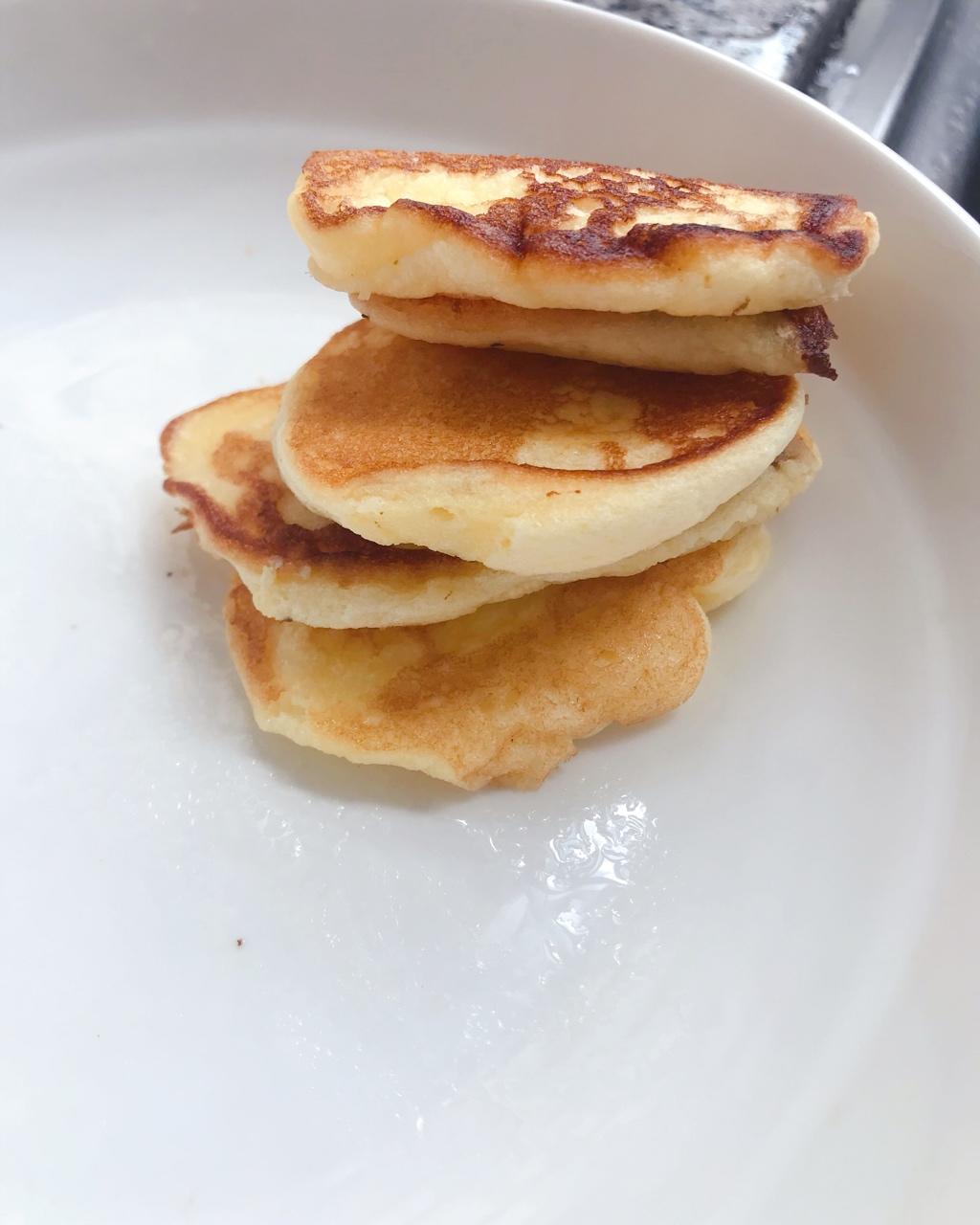 松软的酸奶松饼 Yogurt Pancake（无油无糖）