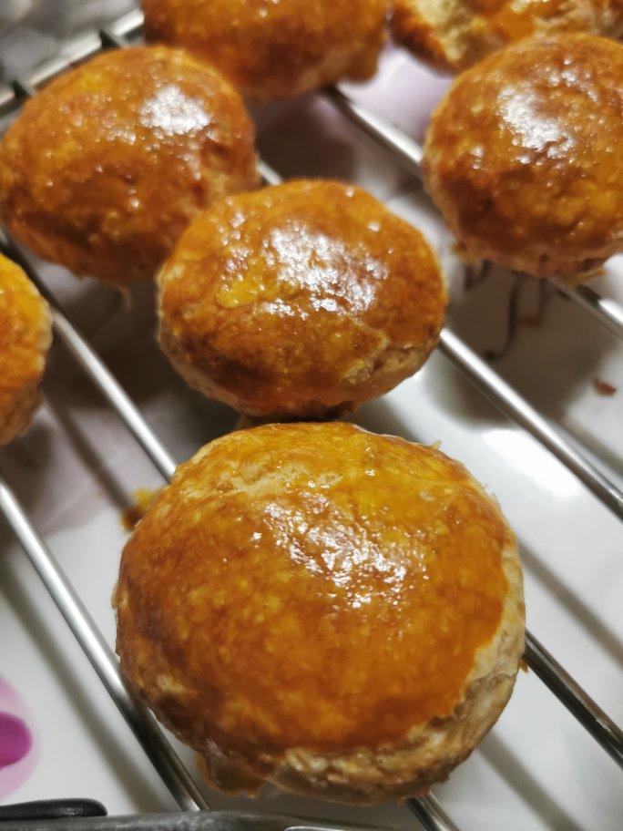 淡奶油葡萄干司康饼