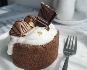 巧克力奶盖蛋糕卷的做法 步骤14