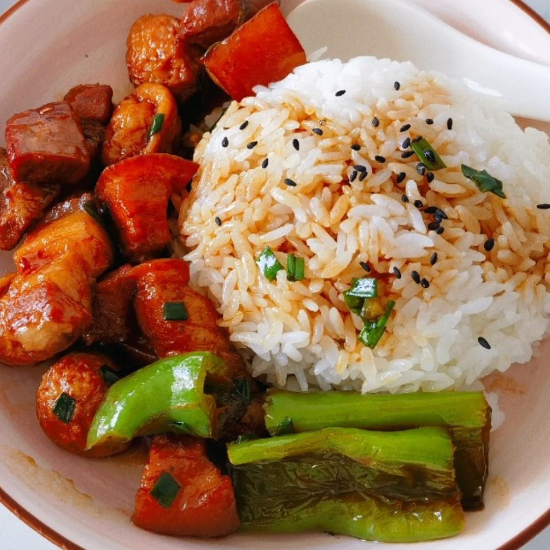 卤肉饭～绝对销魂