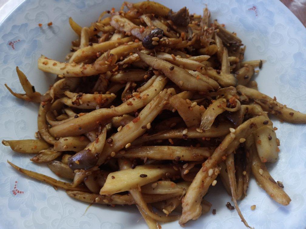 干扁孜然杏鲍菇