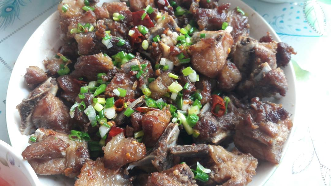 蒜香排骨 Garlic Pork Ribs