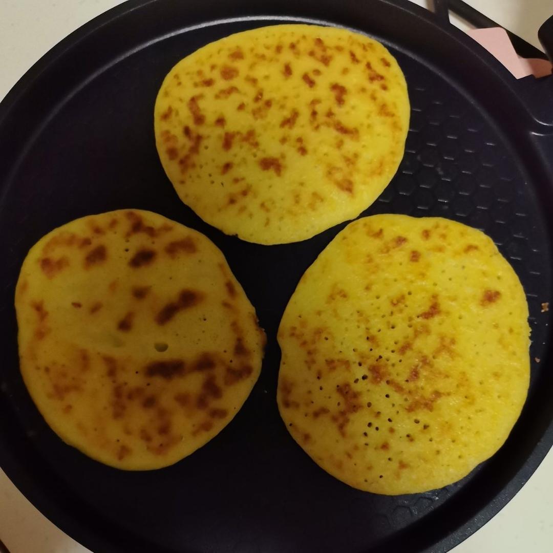 玉米面松饼，早起5分钟搞定，又软又健康