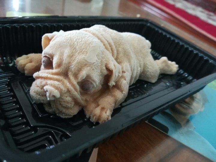 网红沙皮狗慕斯蛋糕