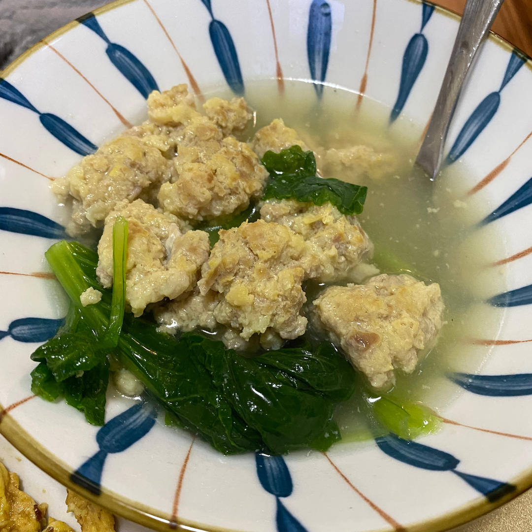 小白菜丸子汤