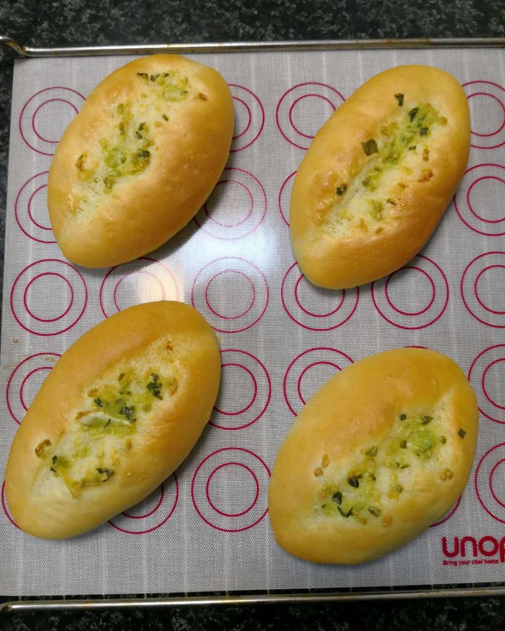 蒜香面包