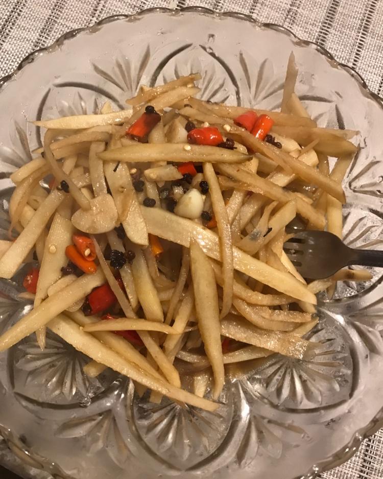 在家也能做出馆子味儿的醋溜/炝炒/酸辣土豆丝（就是那道看似简单，实则步步玄机的土豆丝）