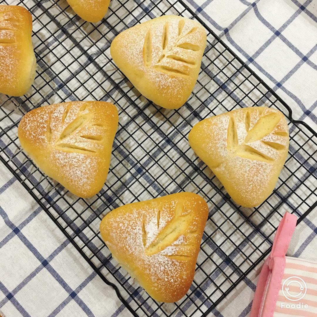 奶酥软欧包