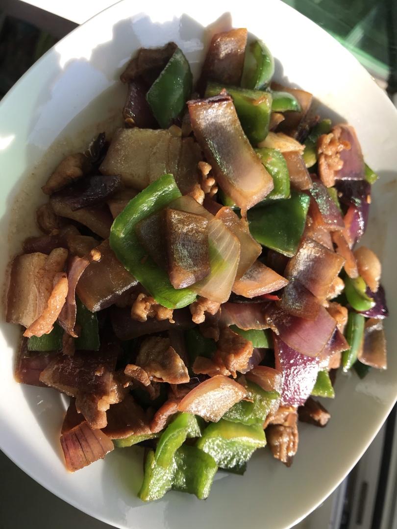 下饭菜：洋葱青椒炒肉片