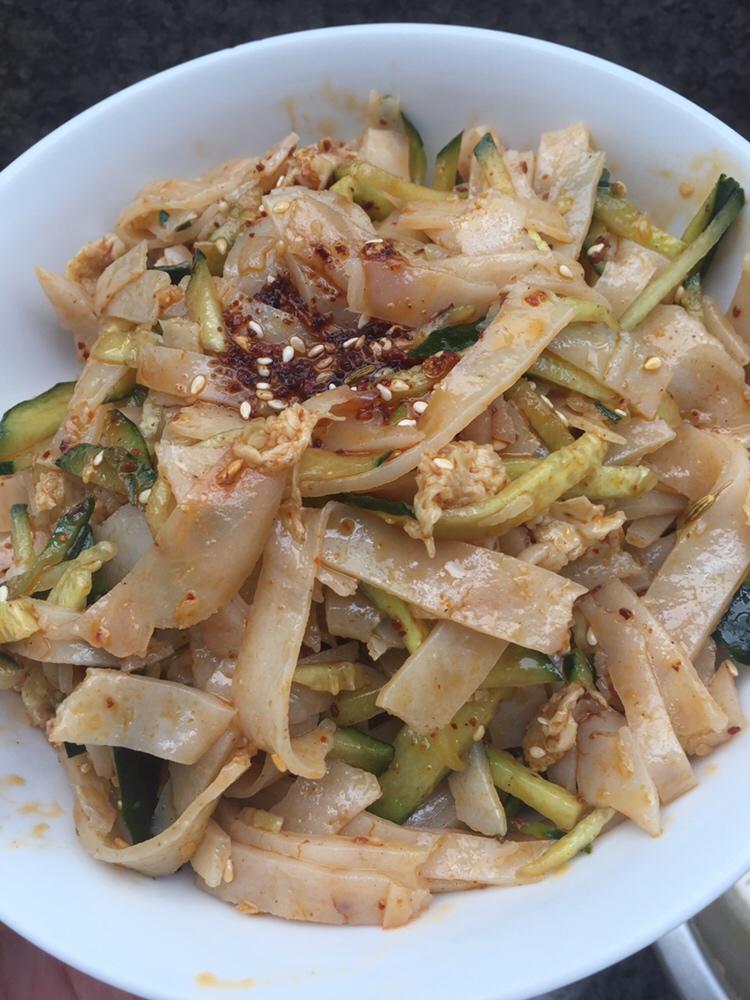 陕西擀面皮(家里版)的做法