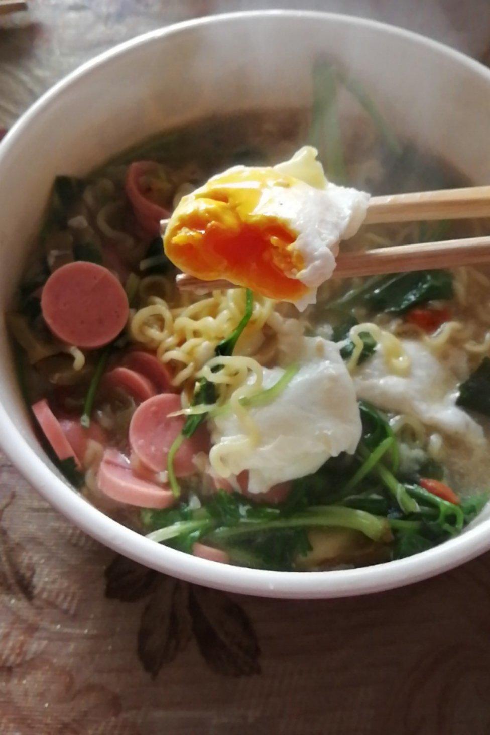 【煮方便面图片】瑶瑶爱晃晃_下厨房