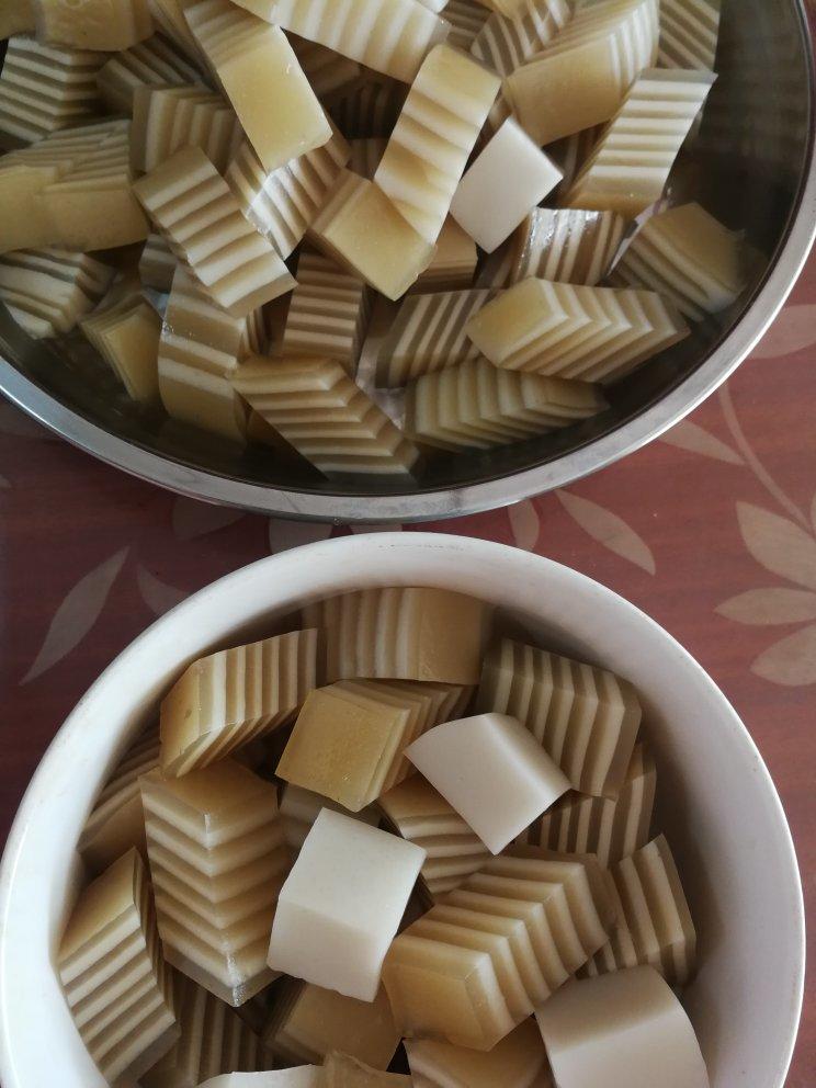 桂花椰汁千层糕(马蹄糕)