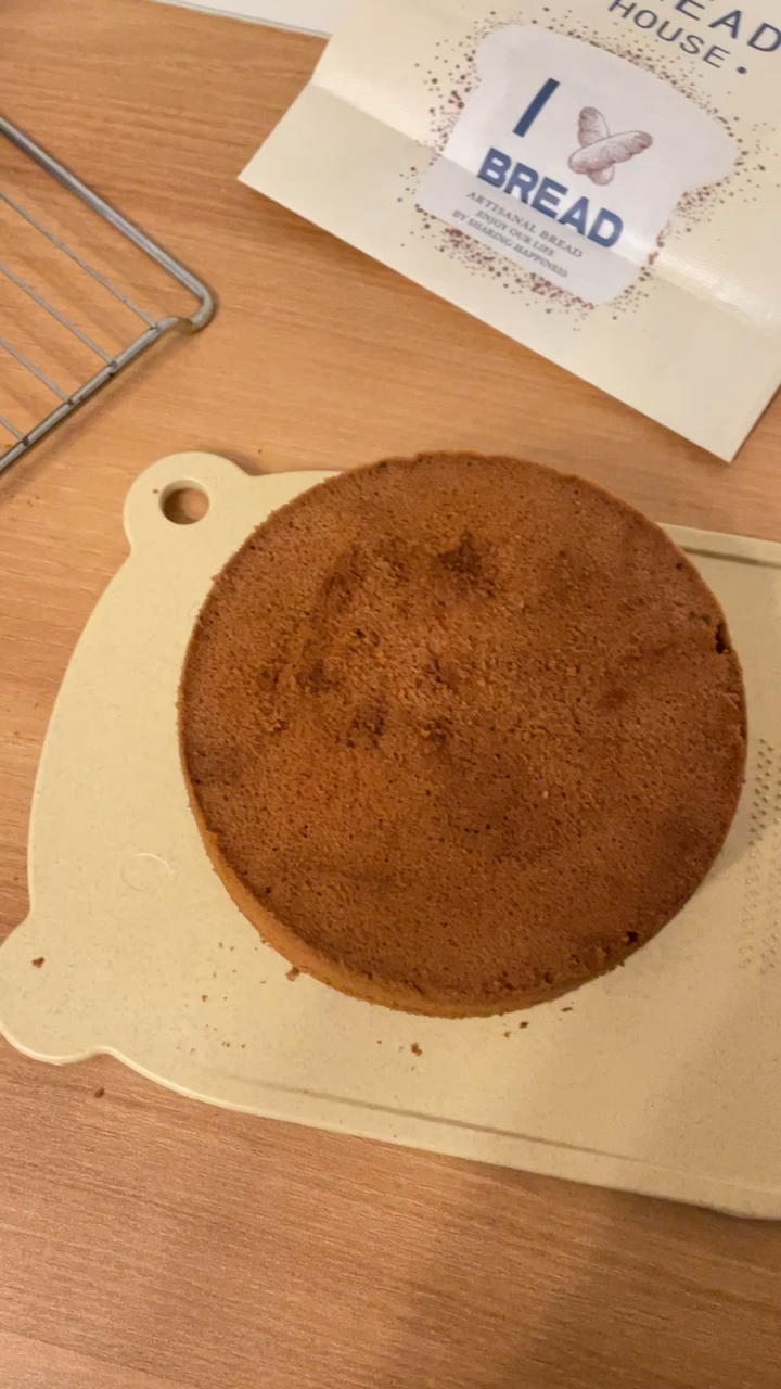 超柔软6寸戚风蛋糕(附8寸配方)零失败 超详细‼️含操作视频