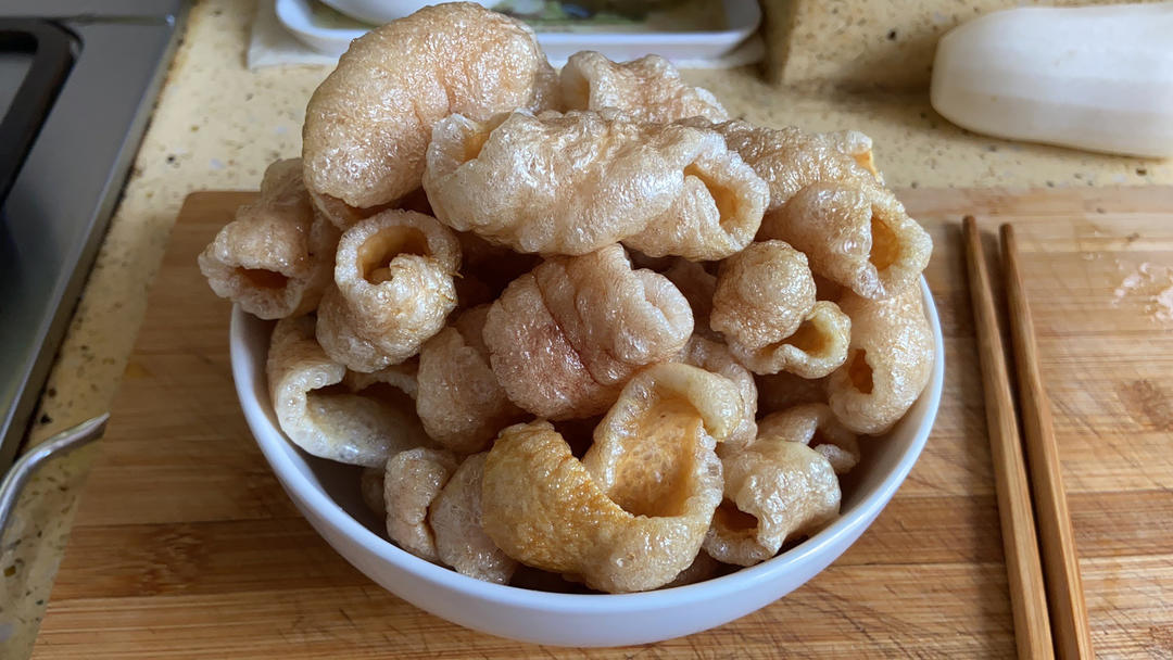 潮汕扑肉(炸猪皮，炸皮，肉皮)