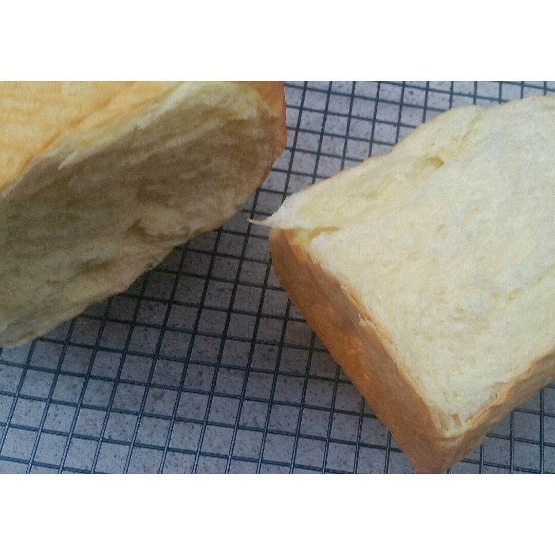 奶香超浓郁的软妹吐司🍞