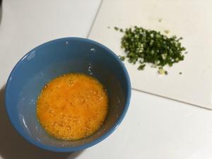 呲溜入口的鲜香 茶餐厅必点美食｜滑蛋牛肉的做法 步骤2