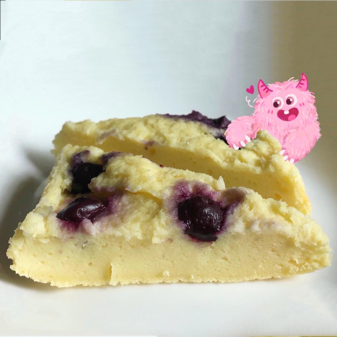 蓝莓酸奶蒸蛋糕