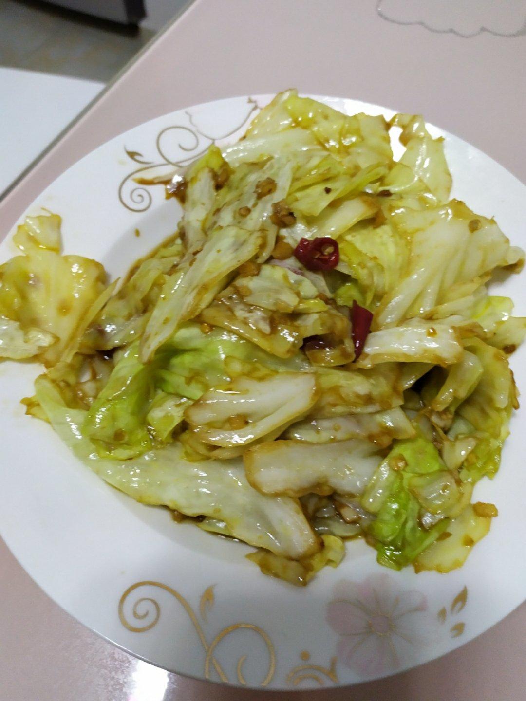 阿婆手撕包菜
